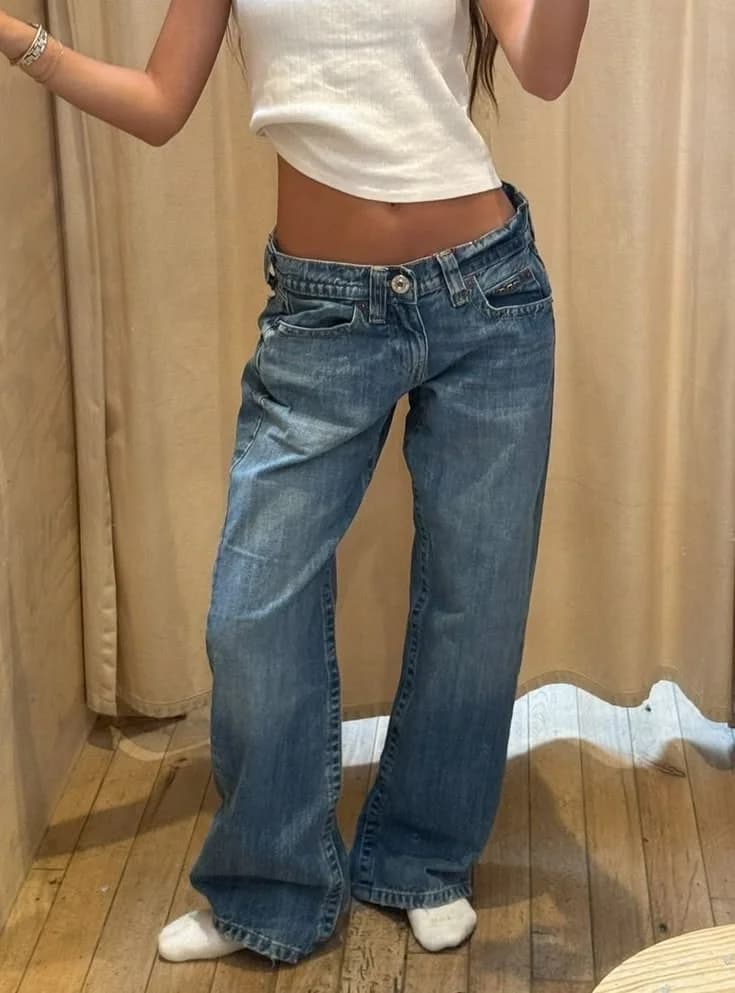 Low-Rise Loose Jeans in Vintage blue