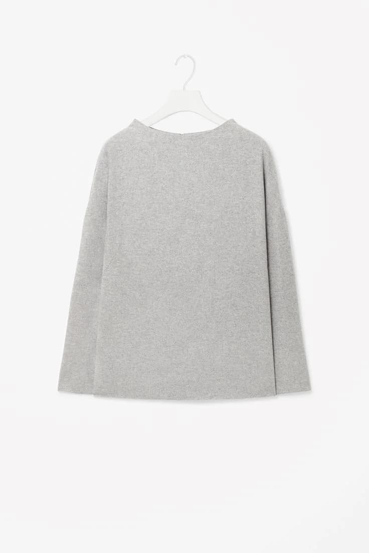 Raised-Neck Wool Top in Light grey