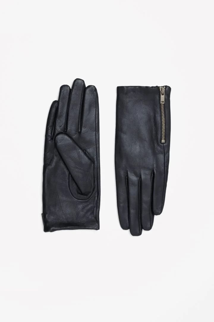 Leather Gloves in Black
