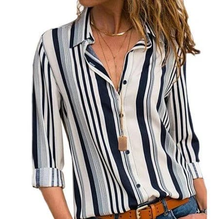 Relaxed Vertical-Stripe Shirt in Navy / white