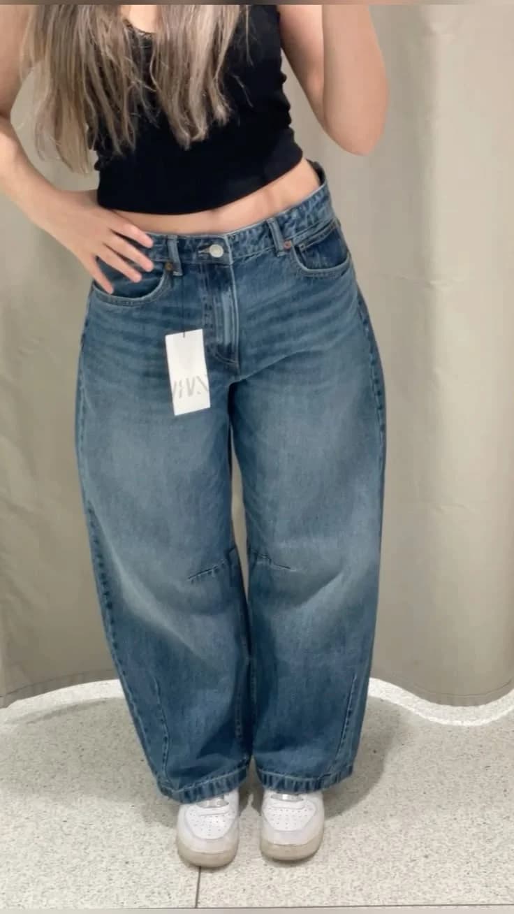 Slouchy Baggy Jeans in Blue
