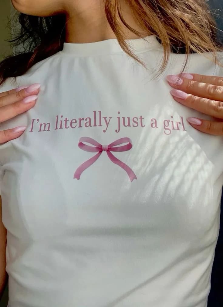 Bow-Print Baby Tee in White / pink