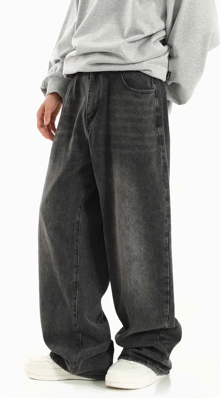 Wide-Leg Skate Jeans in Charcoal